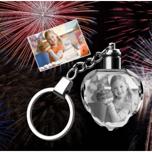 Mothers Day Personalized gift, Customized 2D Crystal Keychain with 7-color LED light, 2D Laser Gift （heart-shaped）